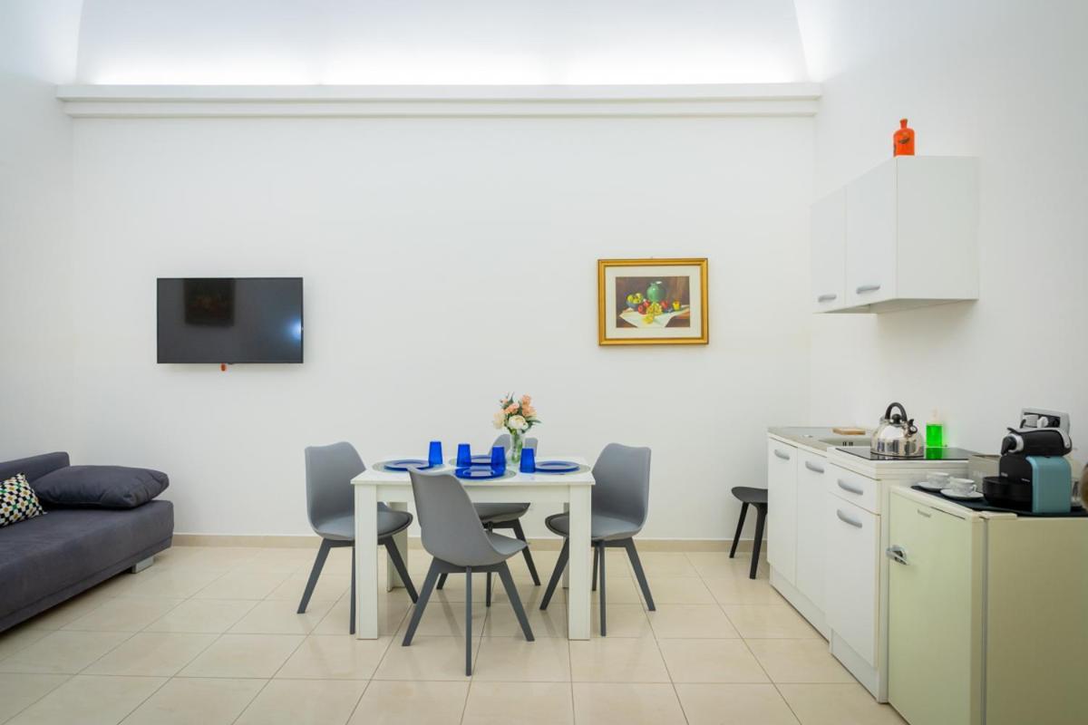 Antica Dimora Capruzzi Apartment Bari Exterior foto