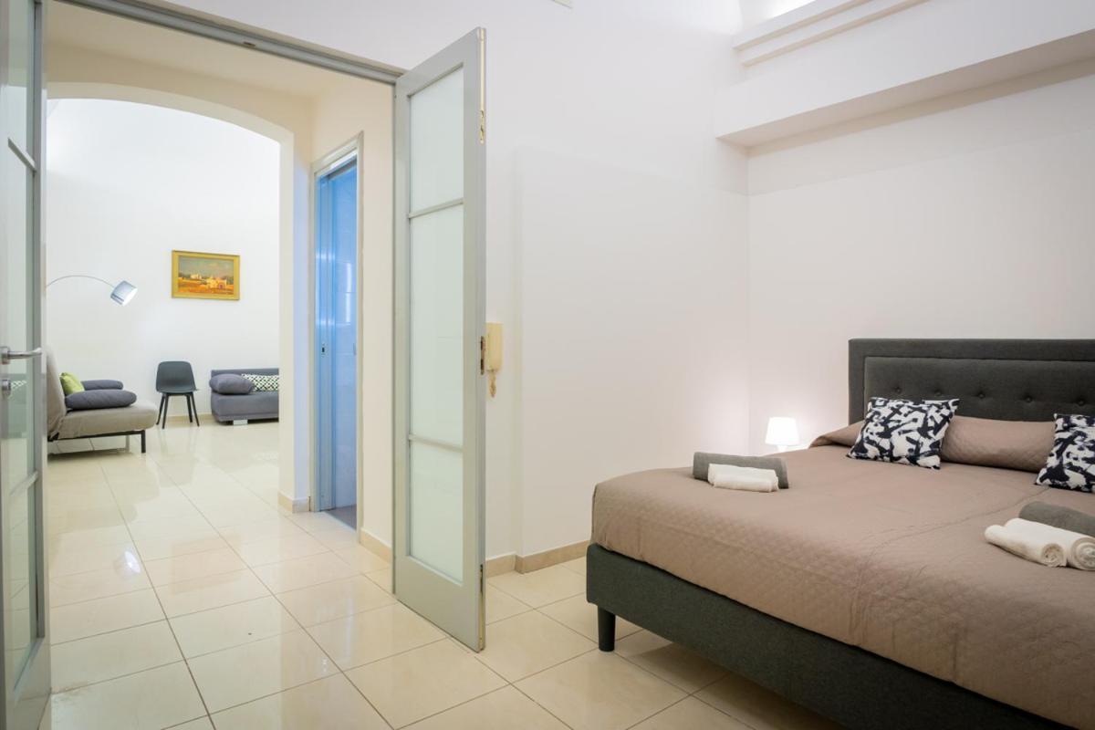 Antica Dimora Capruzzi Apartment Bari Exterior foto
