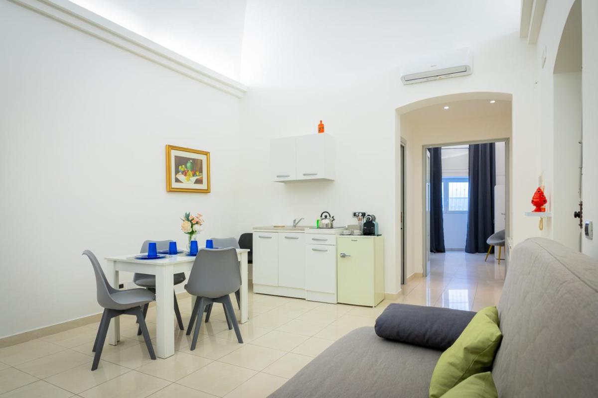 Antica Dimora Capruzzi Apartment Bari Exterior foto